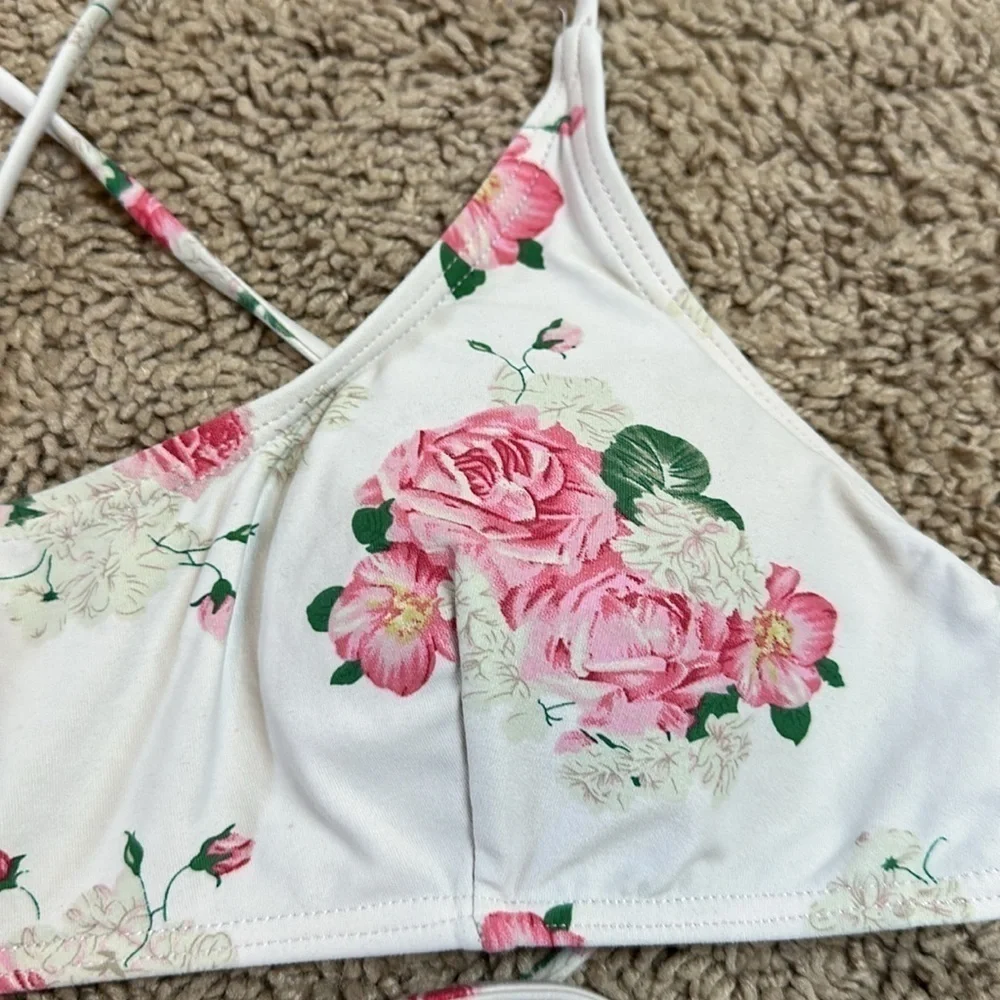 Cikada Bouquet and rose bikini top - Picture 6 of 10